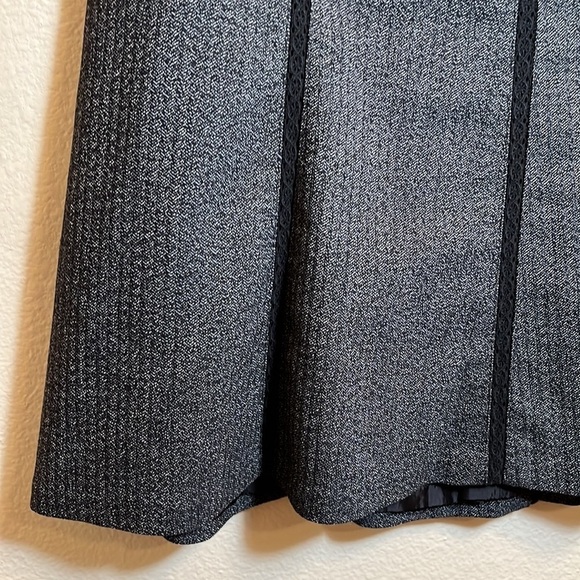 Caslon Mini Skirt - Picture 4 of 11